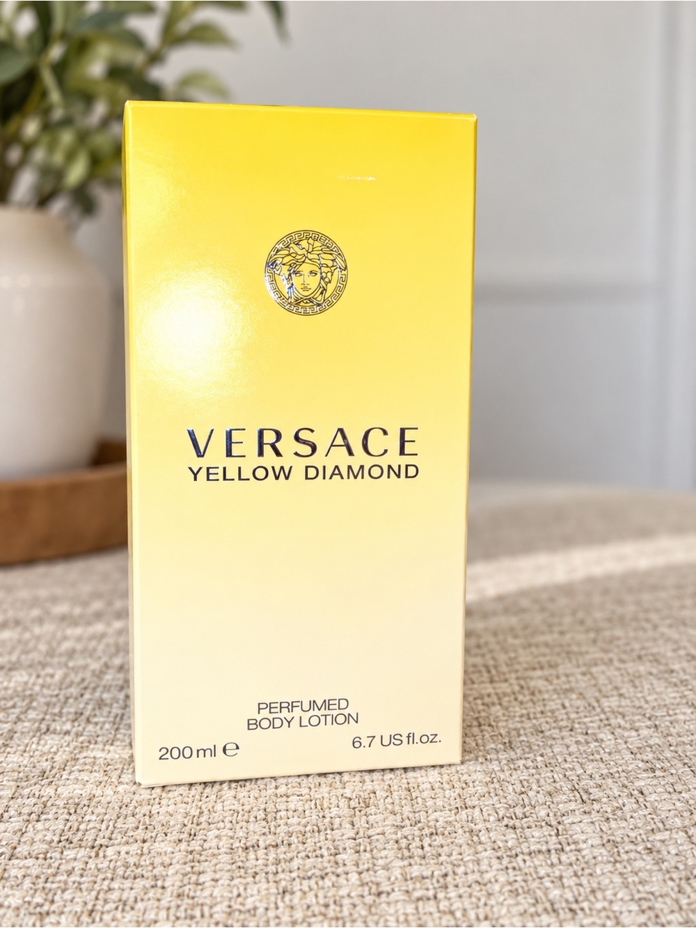 Versace Yellow Diamond Moisturizing Body Lotion